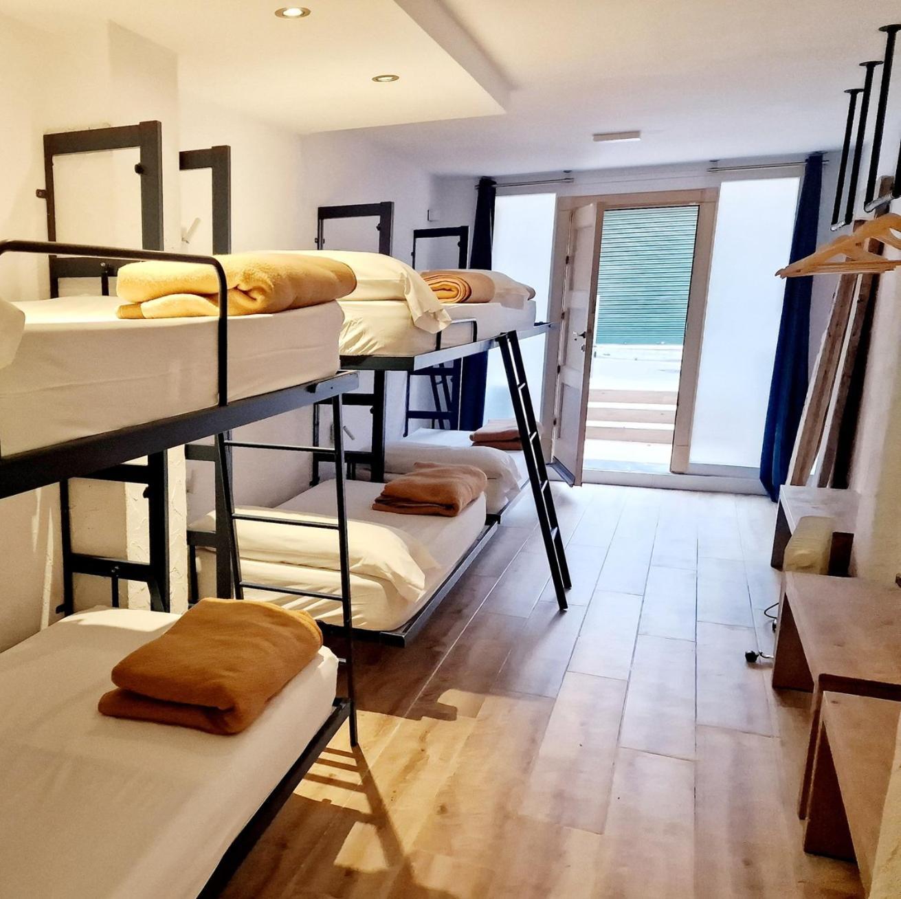 Y Hostel - Albergue Juvenil ميورقة المظهر الخارجي الصورة