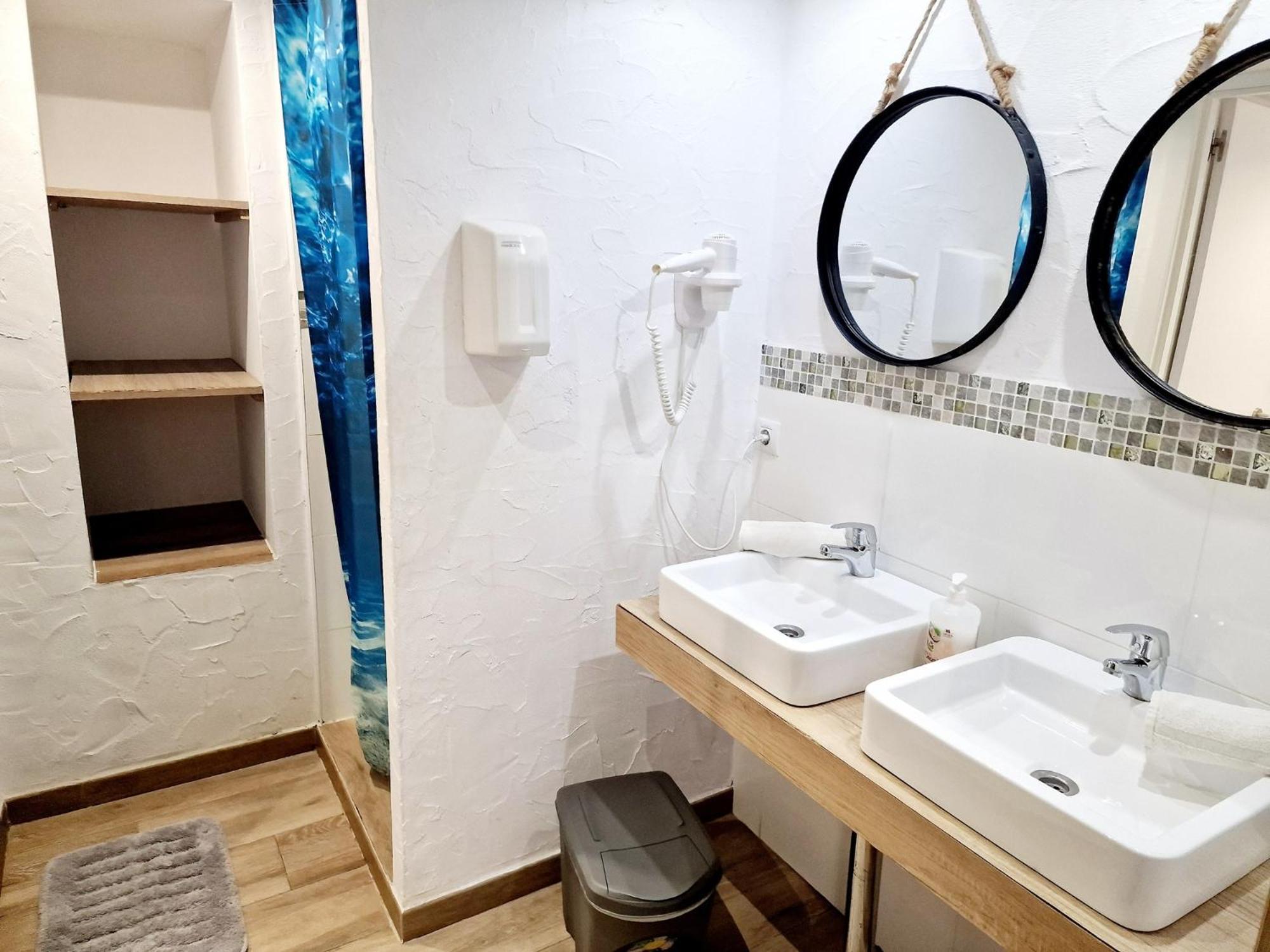 Y Hostel - Albergue Juvenil ميورقة المظهر الخارجي الصورة