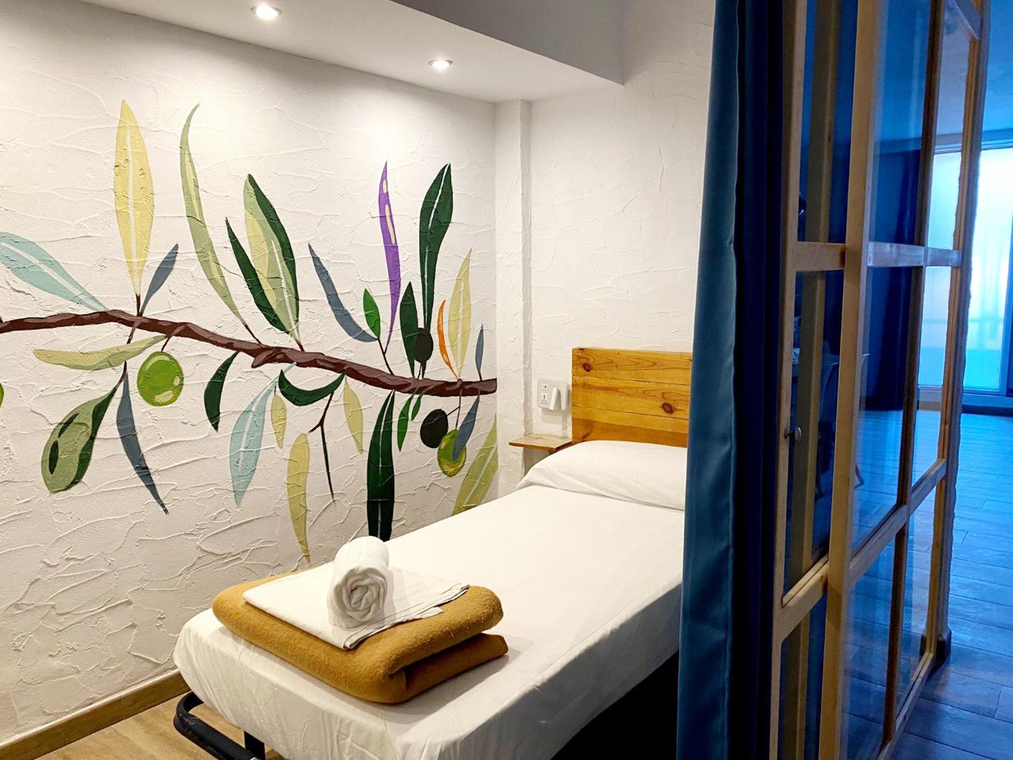 Y Hostel - Albergue Juvenil ميورقة المظهر الخارجي الصورة